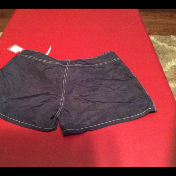 NWT Basix medium swim shorts - Picture 9 of 9